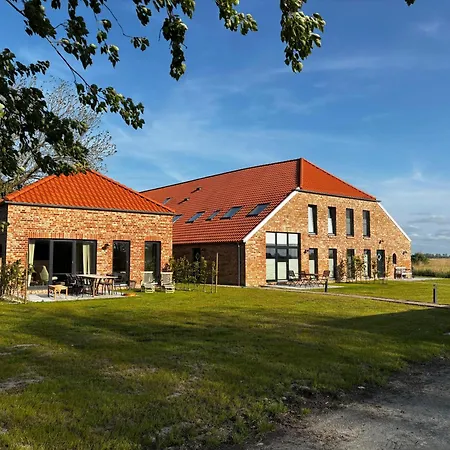 Gulfhof Wangermeer 1 Lotta *