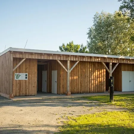 Gulfhof Wangermeer 1 Lotta * Hohenkirchen (Wangerland)